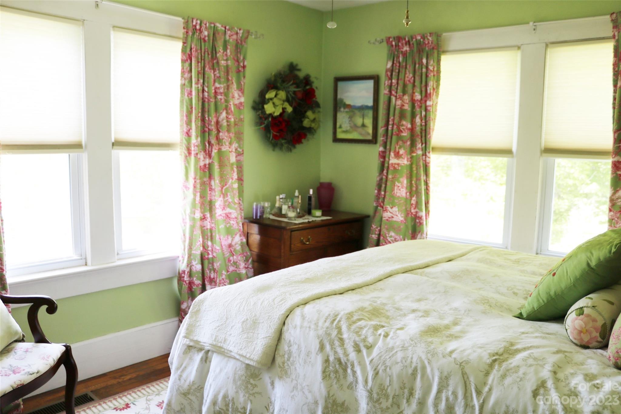 164 Rabbit Run Marshall, NC 28753 - Photo 8 of 27