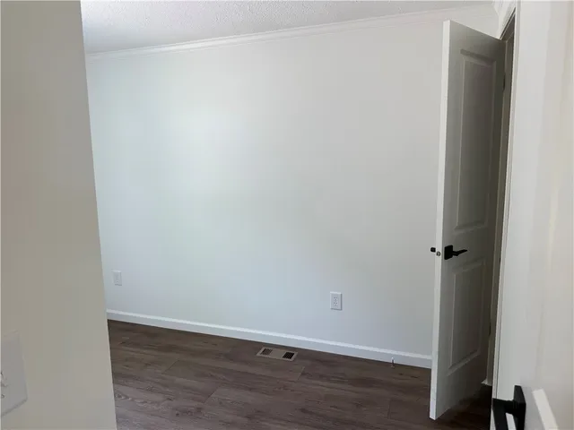 $114,900 | 5129 East Lake Road, Unit 1, Livonia, NY 14487