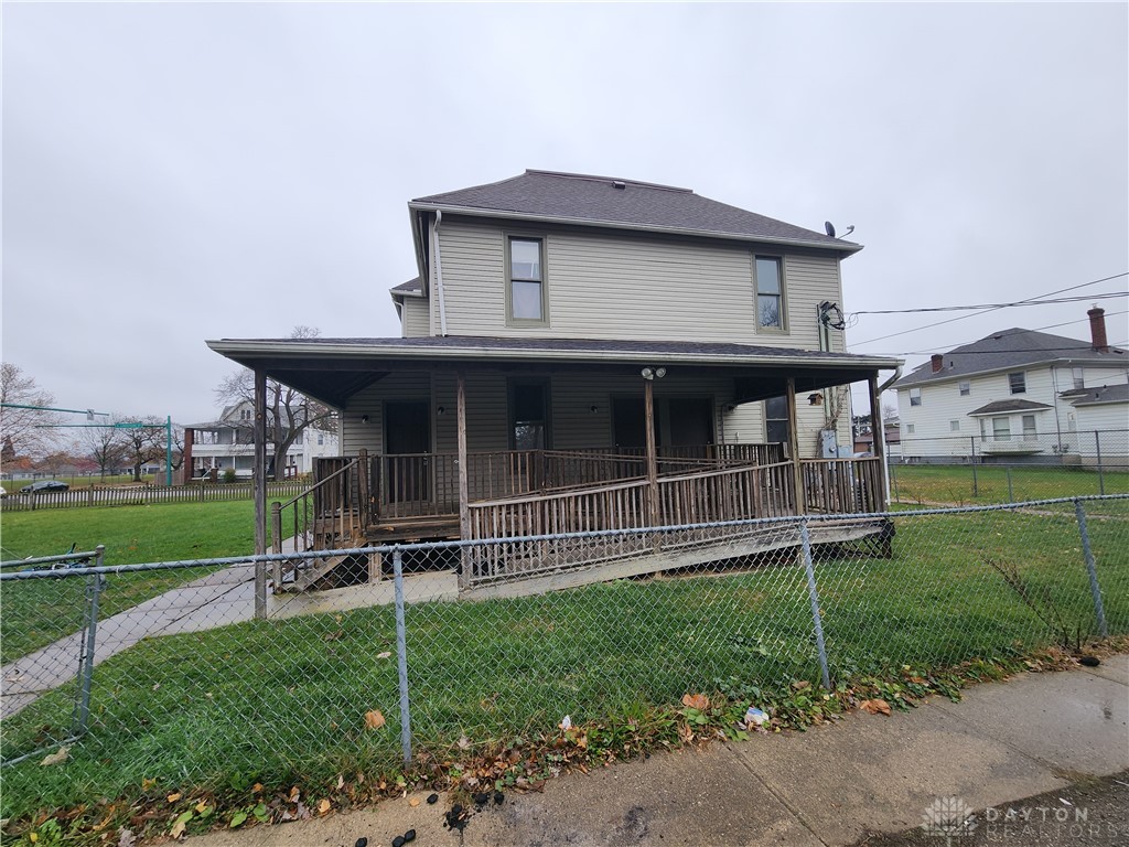 907 South Limestone Street Springfield, OH 45505 - Photo 2 of 12 Gallery Image 2