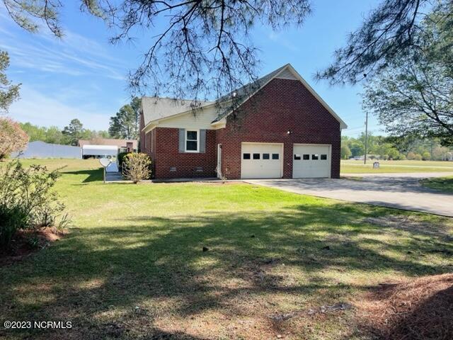 2432 Red Forbes Road Winterville, NC 28590 - Photo 5 of 51 Left Side