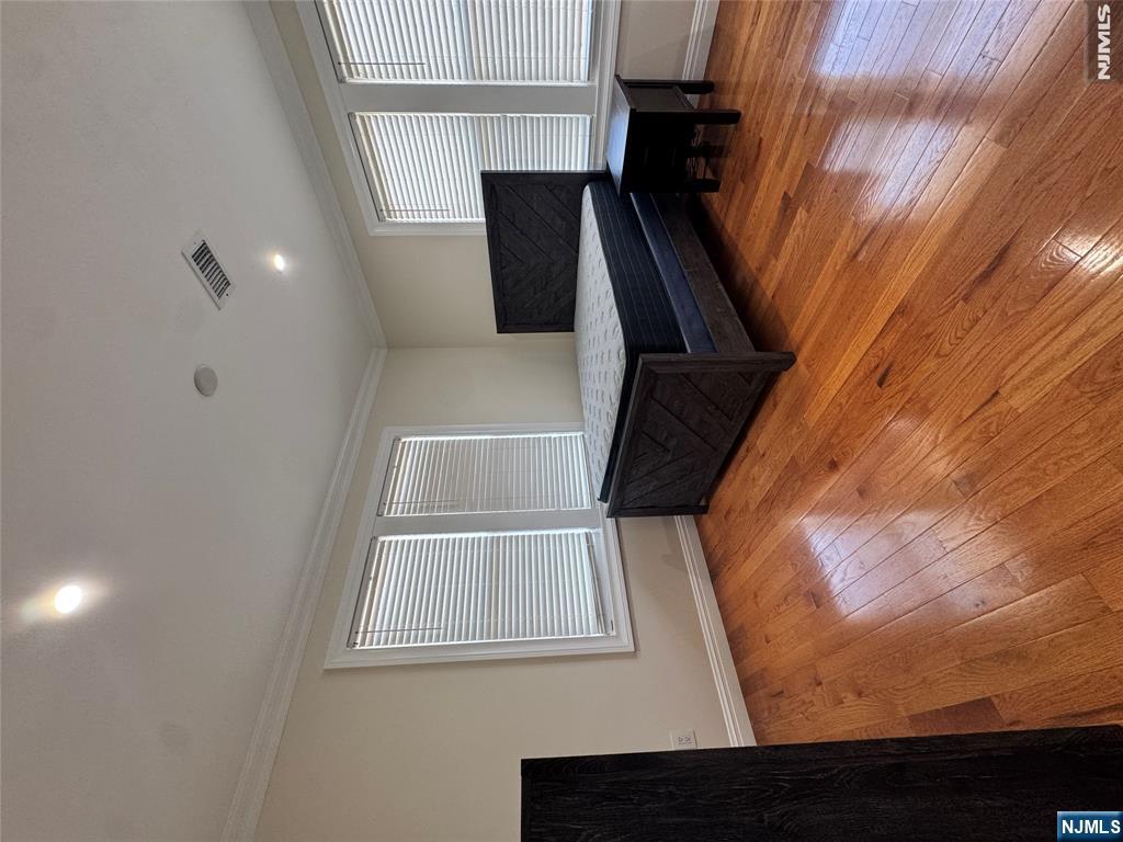 369 Edgewater Road, Unit 1 Cliffside Park, NJ 07010 - Photo 11 of 23 Gallery Image 11