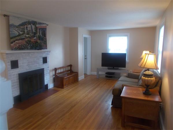 170 Lucerne Road Springfield, MA 01119 - Photo 14 of 28 a living room with furniture and a flat screen tv