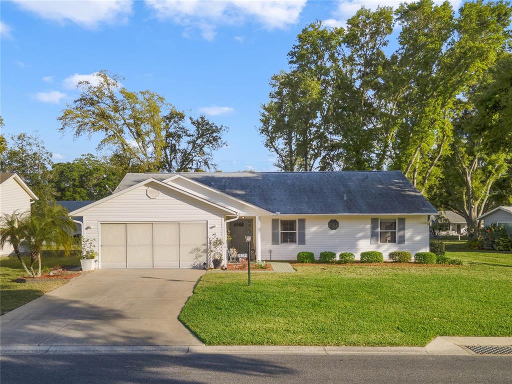 26724 Racquet Circle Leesburg, FL 34748 - Photo 1 of 1 Gallery Image 1