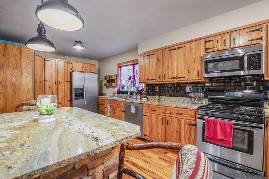 4627 Water Level Road Rockwood, PA 15557 - Photo 8 of 28