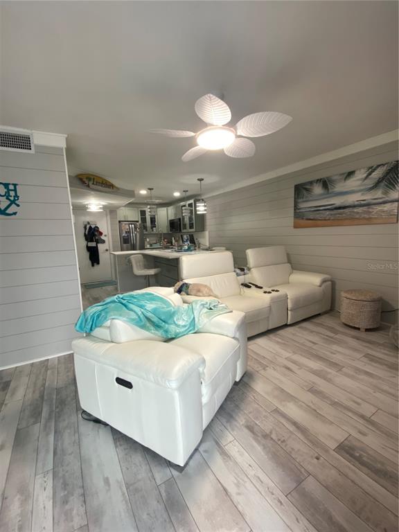 230 Medallion Boulevard, Unit D Madeira Beach, FL 33708 - Photo 6 of 37