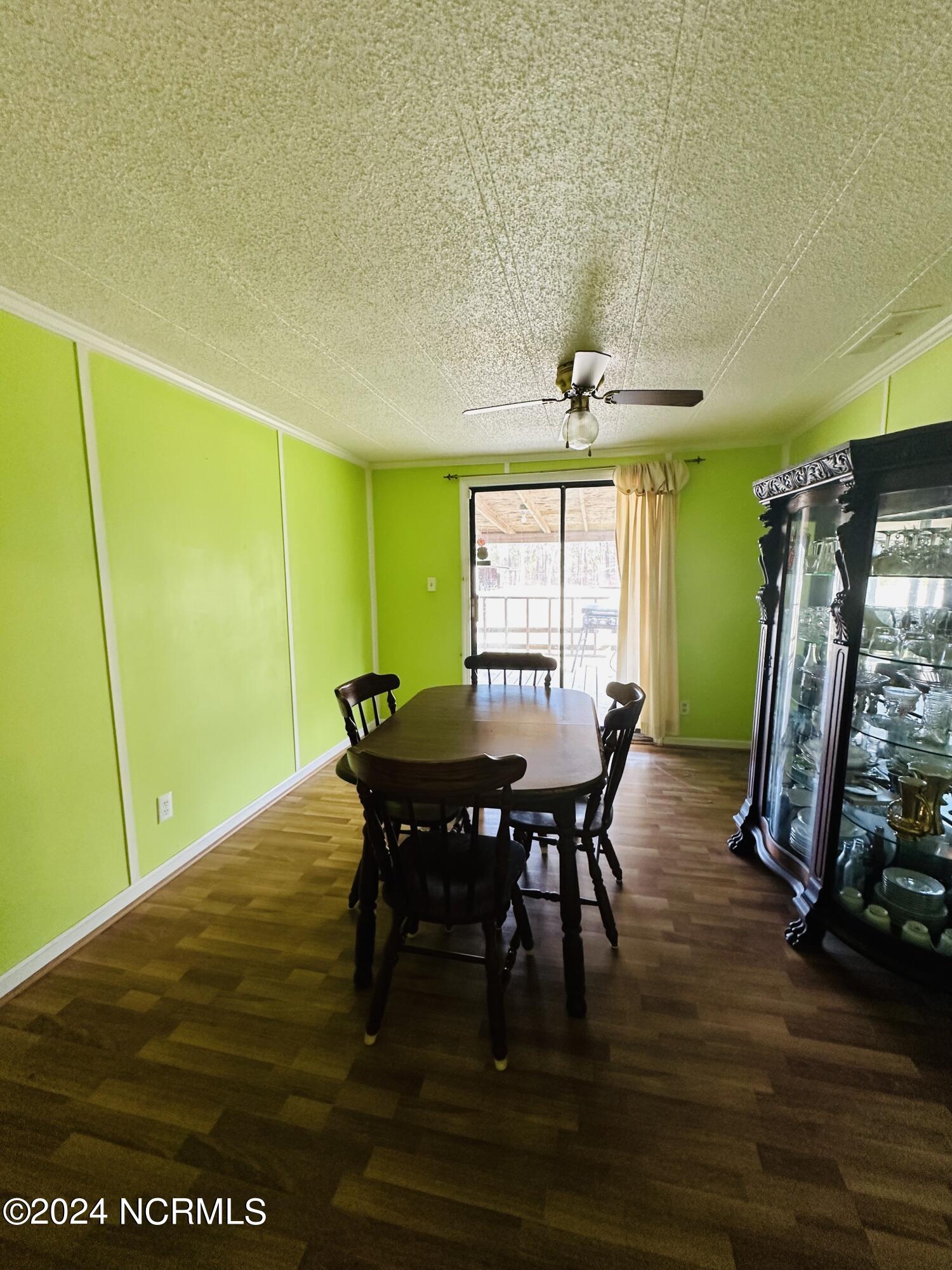 520 Robersonville Road Washington, NC 27889 - Photo 8 of 16 IMG_7149