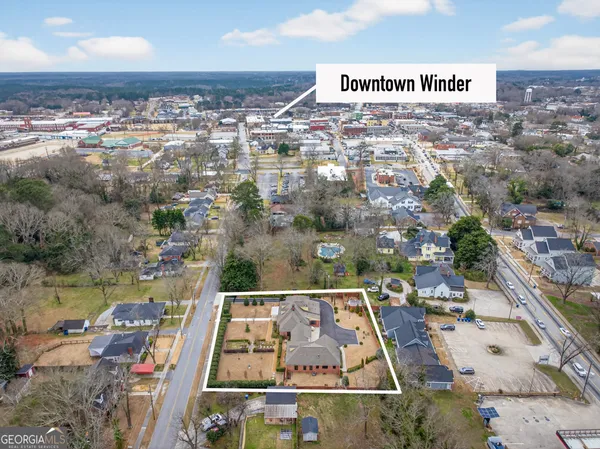$879,900 | 168 Park Avenue, Winder, GA 30680