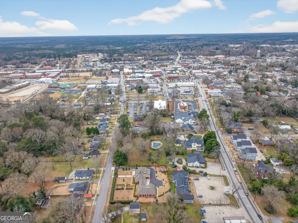 $879,900 | 168 Park Avenue, Winder, GA 30680