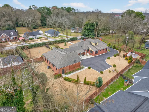 $879,900 | 168 Park Avenue, Winder, GA 30680