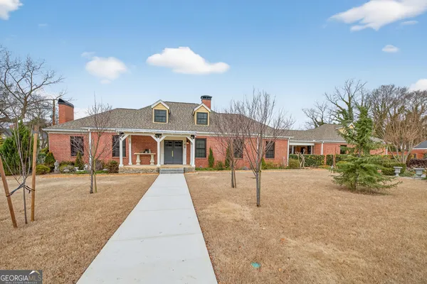 $879,900 | 168 Park Avenue, Winder, GA 30680