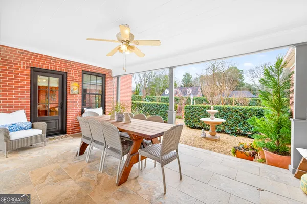 $879,900 | 168 Park Avenue, Winder, GA 30680