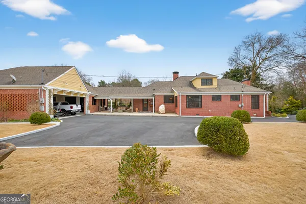 $879,900 | 168 Park Avenue, Winder, GA 30680