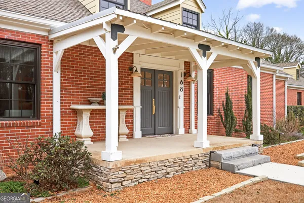 $879,900 | 168 Park Avenue, Winder, GA 30680