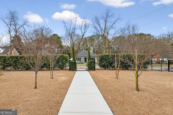 $879,900 | 168 Park Avenue, Winder, GA 30680