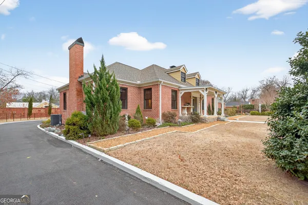 $879,900 | 168 Park Avenue, Winder, GA 30680