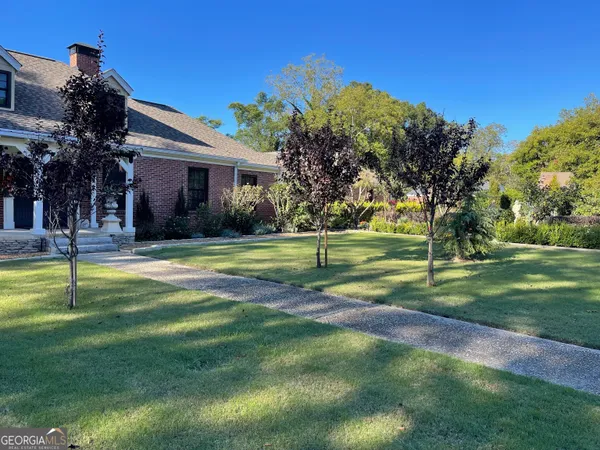 $879,900 | 168 Park Avenue, Winder, GA 30680