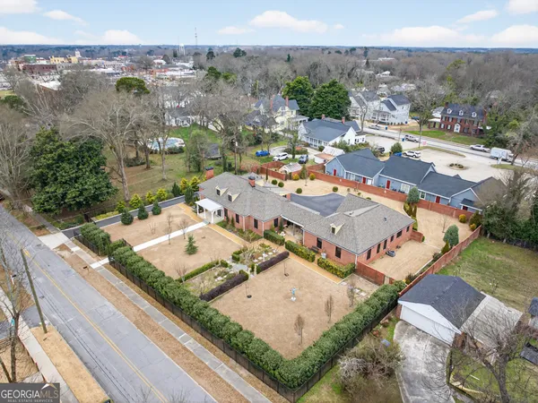 $879,900 | 168 Park Avenue, Winder, GA 30680