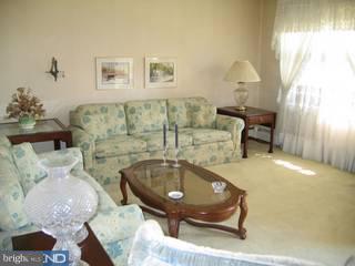 309 Lyster Road Oreland, PA 19075 - Photo 2 of 6 Gallery Image 2