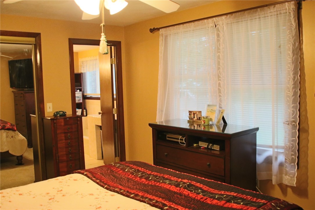 435 Cowesett Road Warwick, RI 02886 - Photo 12 of 37