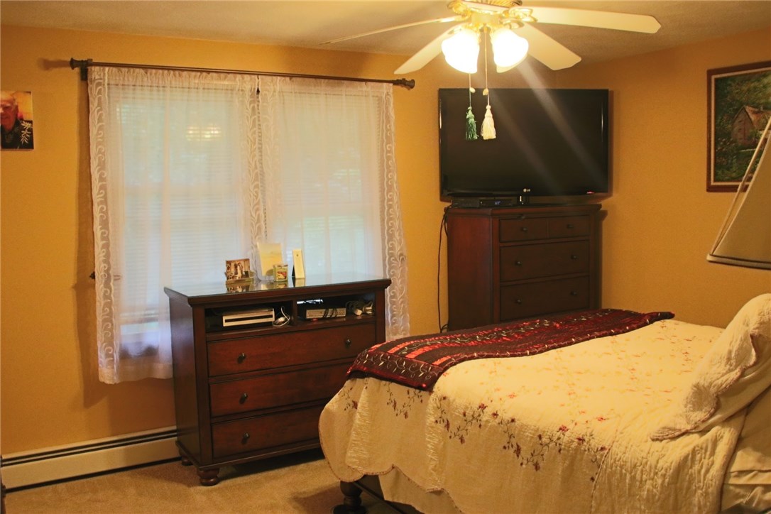 435 Cowesett Road Warwick, RI 02886 - Photo 13 of 37