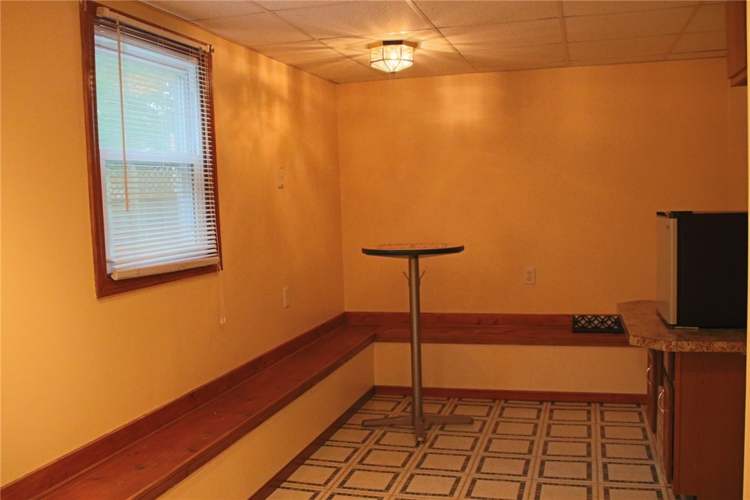 435 Cowesett Road Warwick, RI 02886 - Photo 24 of 37