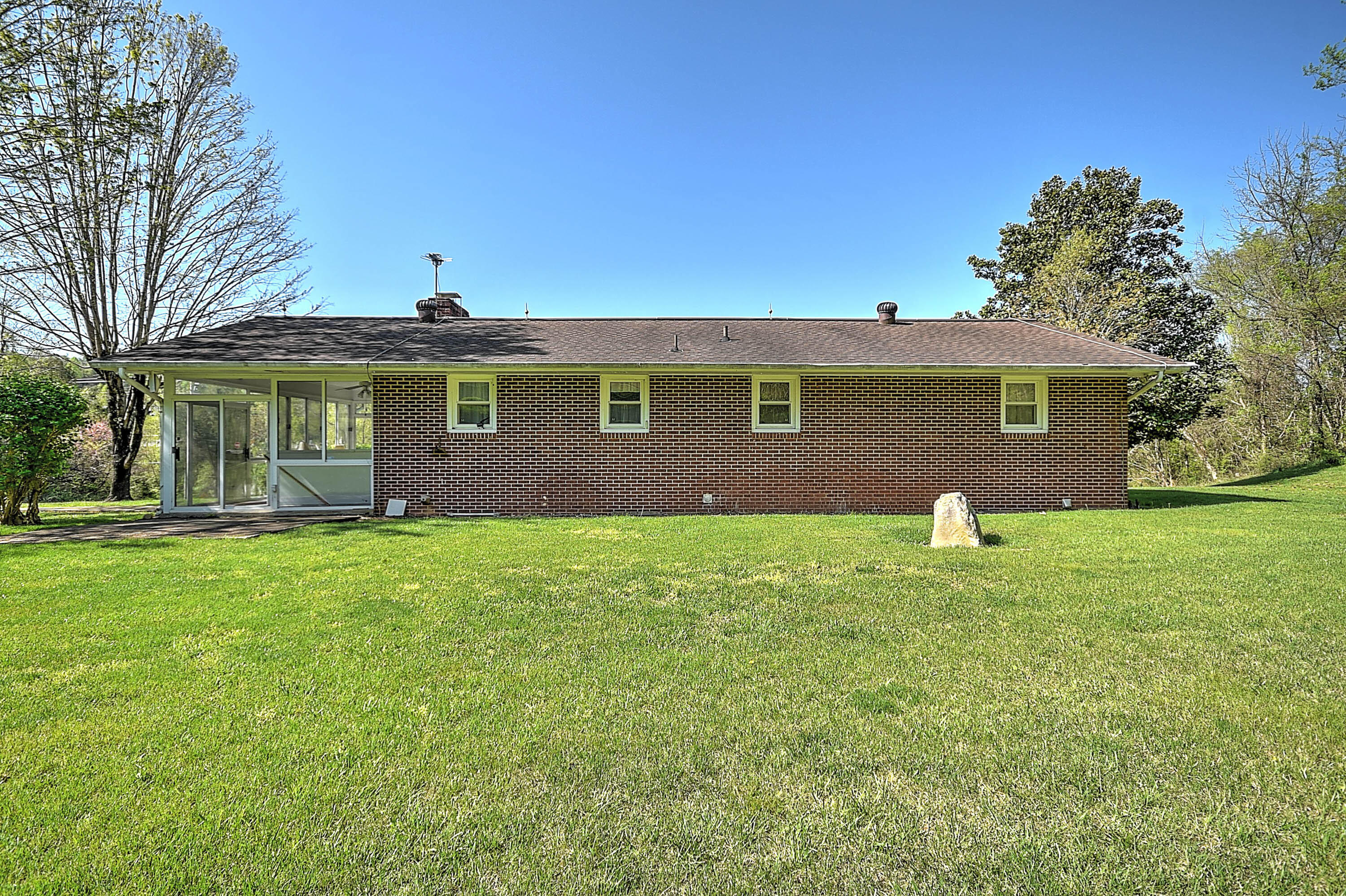 106 Double Springs Road Fall Branch, TN 37656 - Photo 29 of 39 Double Springs-7