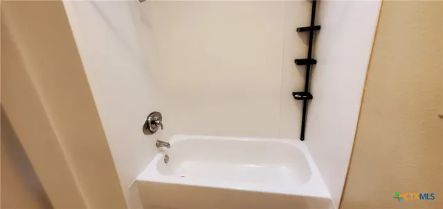 $995 | 516 Kellys Way, New Braunfels, TX 78130