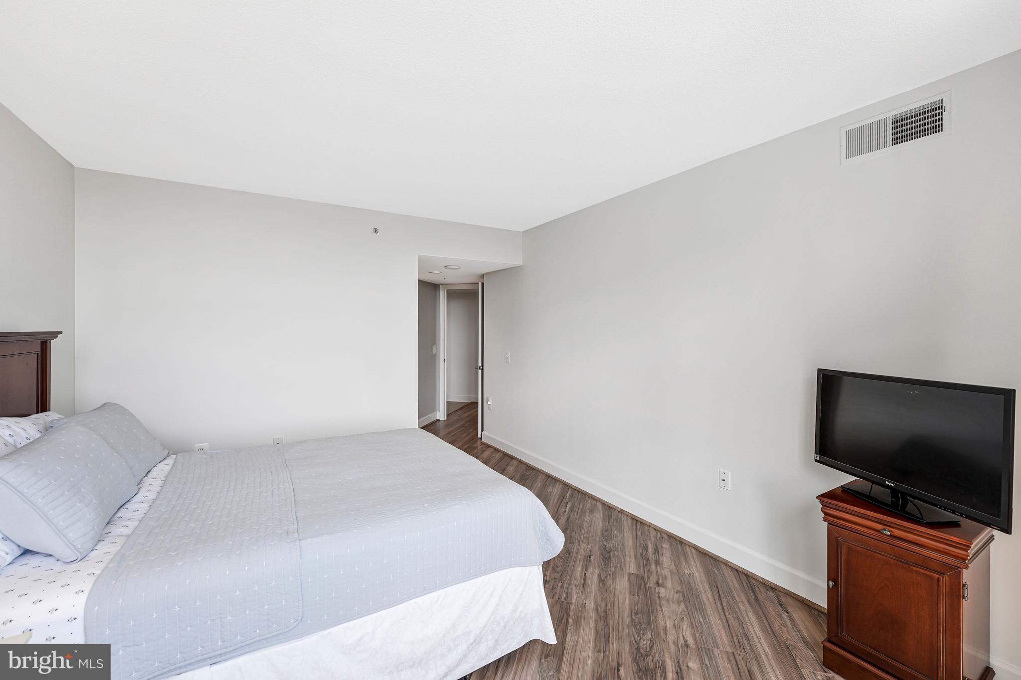 11800 Sunset Hills Road, Unit 506 Reston, VA 20190 - Photo 20 of 38