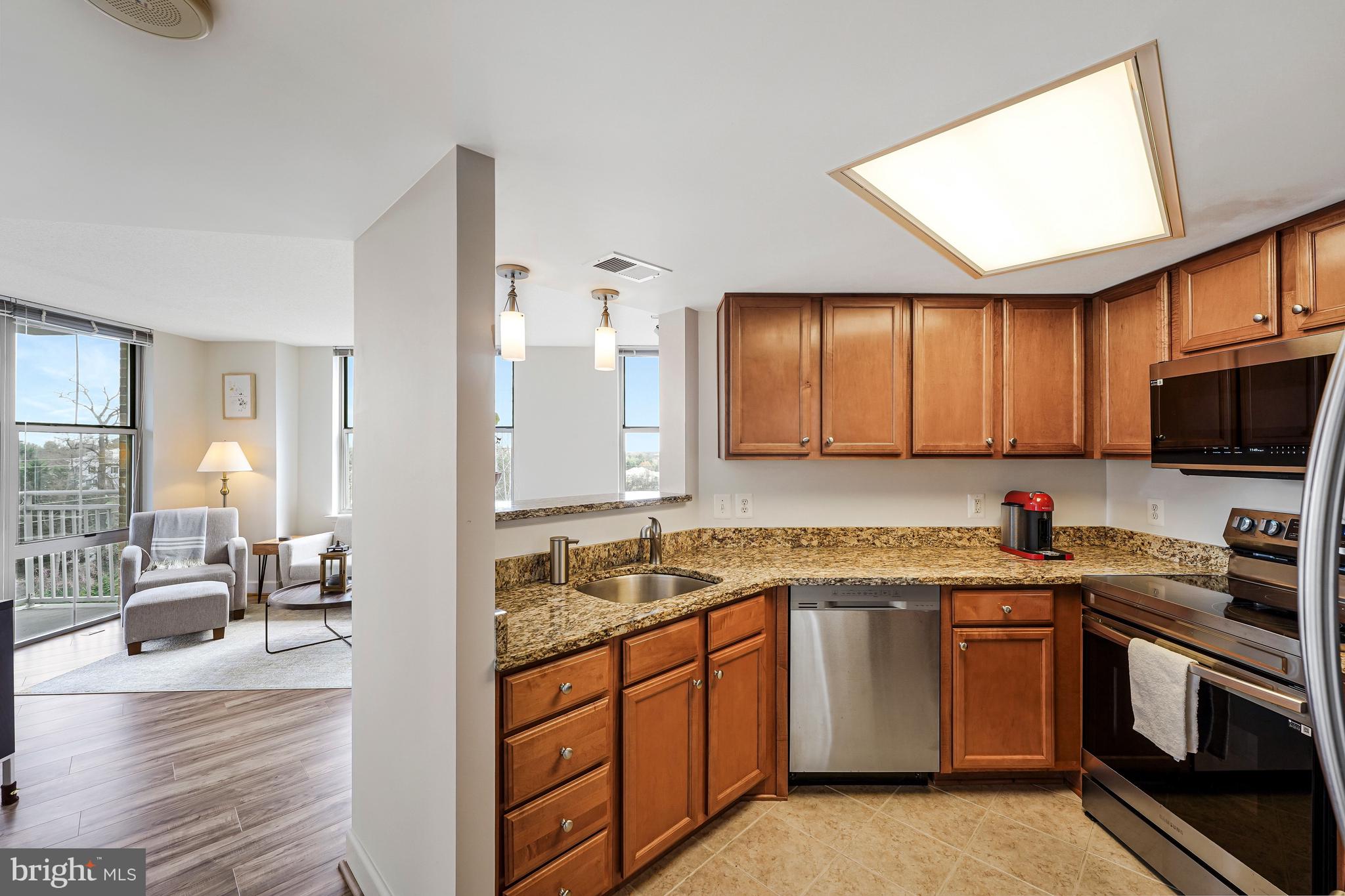 11800 Sunset Hills Road, Unit 506 Reston, VA 20190 - Photo 8 of 38
