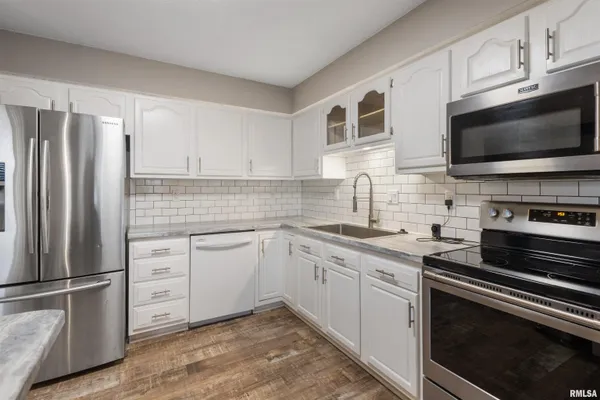 $259,000 | 3029 Teakwood Lane, Herrin, IL 62948