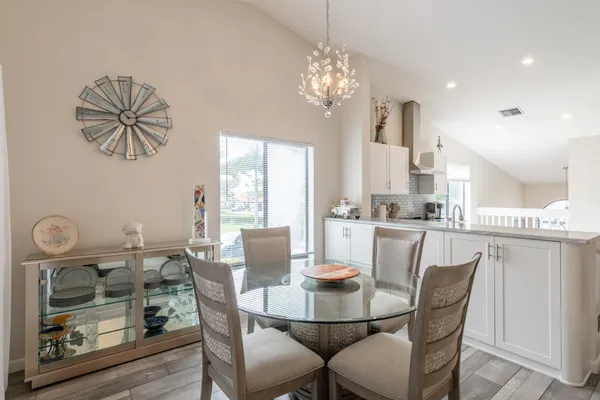 $2,600 | 10624 Tropic Palm Avenue, Unit 202, Boynton Beach, FL 33437