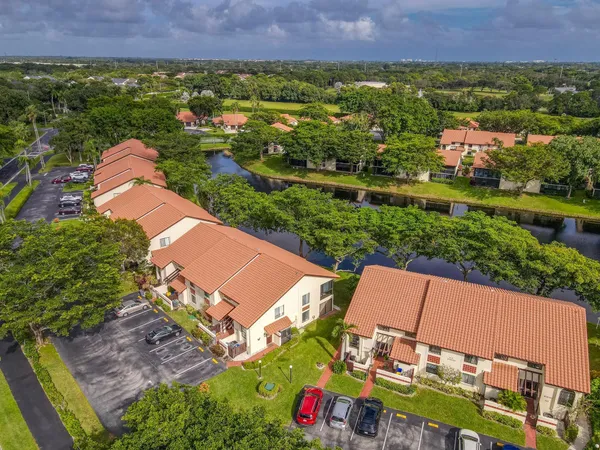 $2,600 | 10624 Tropic Palm Avenue, Unit 202, Boynton Beach, FL 33437