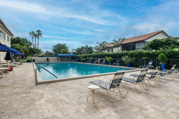 $2,600 | 10624 Tropic Palm Avenue, Unit 202, Boynton Beach, FL 33437