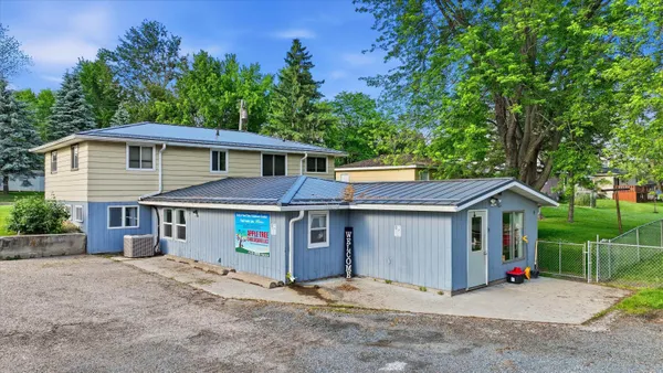$262,500 | 806-808 East Vilas Street, Unit 808 E VILAS SR, Marshfield, WI 54449