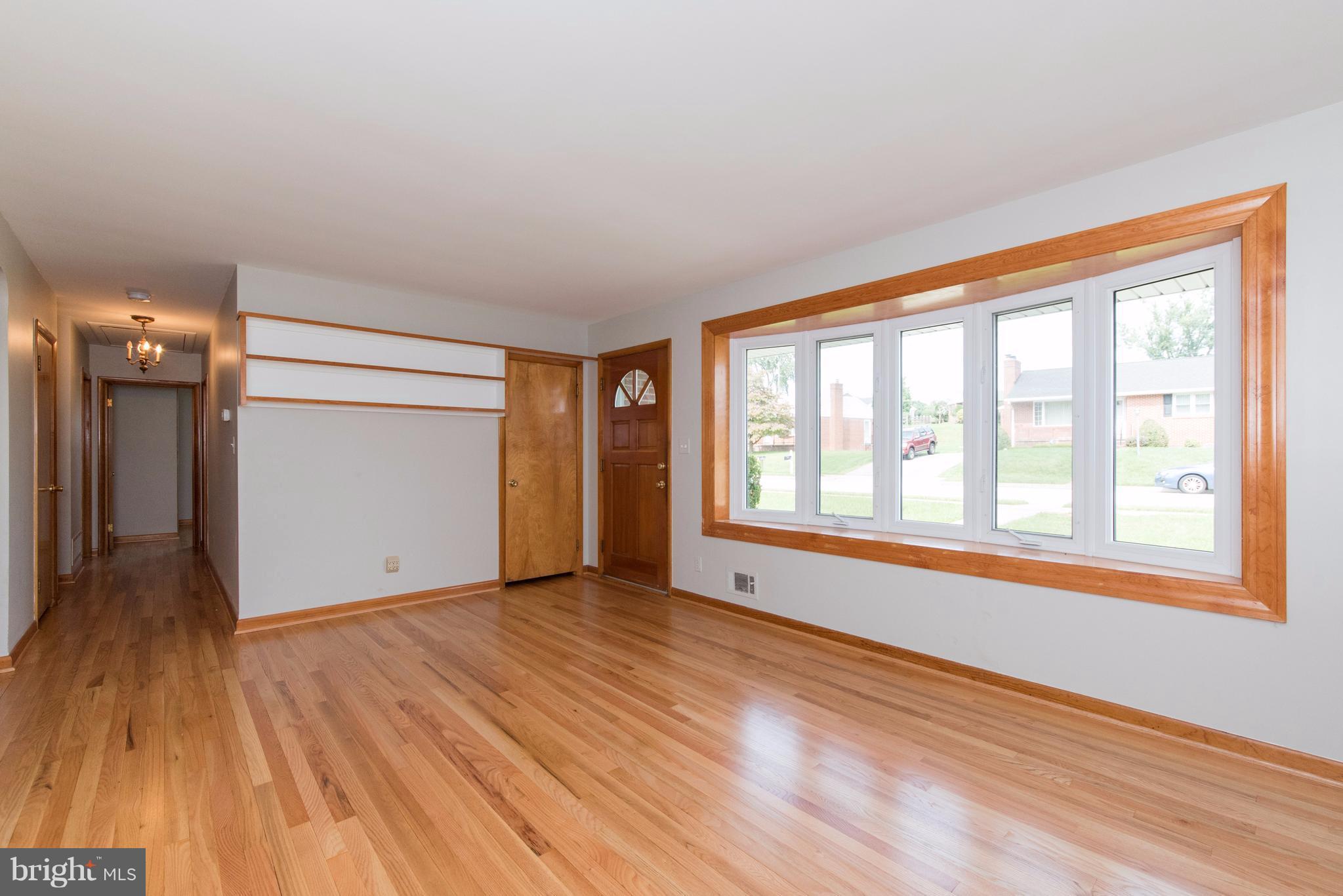 4327 Falls Park Road Perry Hall, MD 21128 - Photo 3 of 30 Living Room