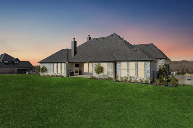 $899,000 | 115 Knoll Trail, Gunter, TX 75058