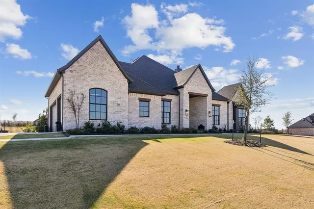 $899,000 | 115 Knoll Trail, Gunter, TX 75058
