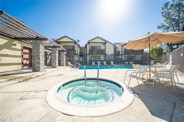 $3,200 | 12432 Bay Hill Court, Unit 71, Garden Grove, CA 92843