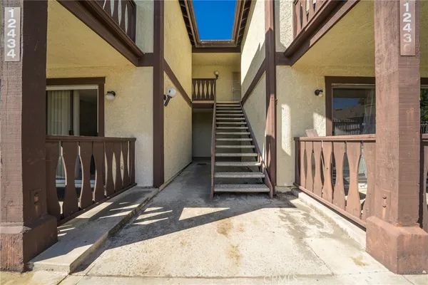 $3,200 | 12432 Bay Hill Court, Unit 71, Garden Grove, CA 92843