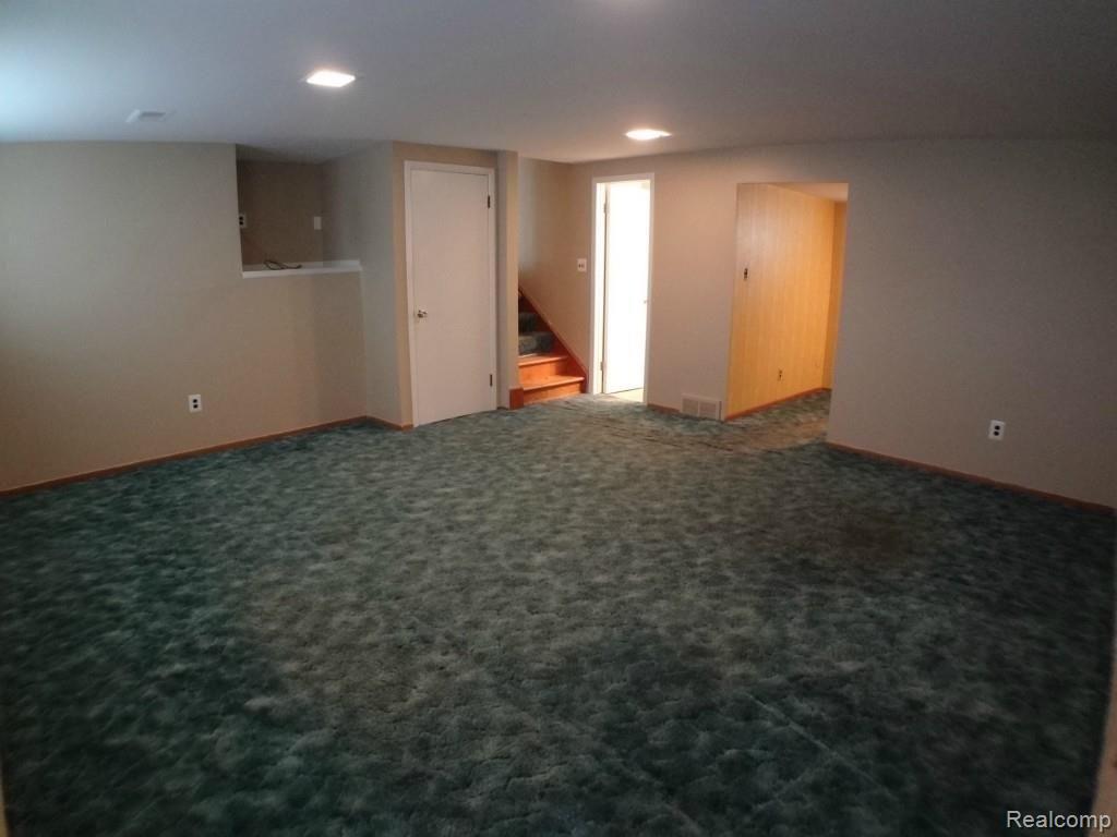 2072 Derby Road Birmingham, MI 48009 - Photo 14 of 30