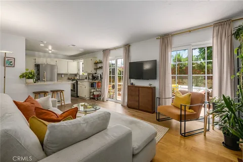 $1,400,000 | 4035 Wade Street, Unit B, Los Angeles, CA 90066