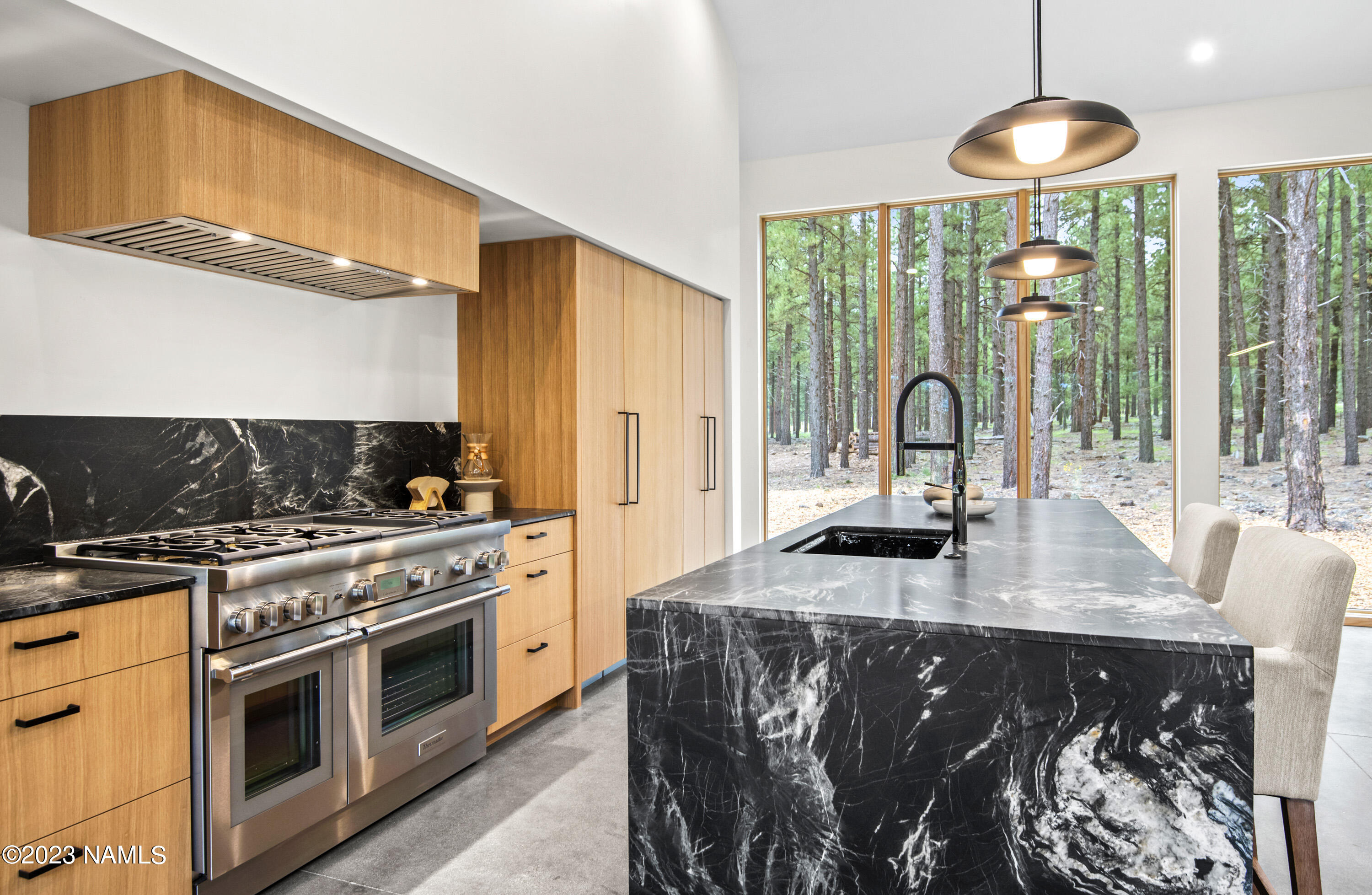 9390 North Snow Bowl Ranch Road Flagstaff, AZ 86001 - Photo 10 of 35 Kitchen