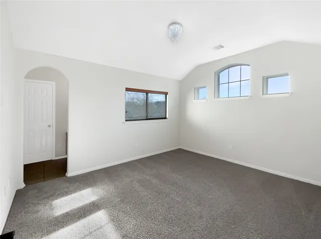 $305,000 | 7 Huntington Bend Drive, Manvel, TX 77578