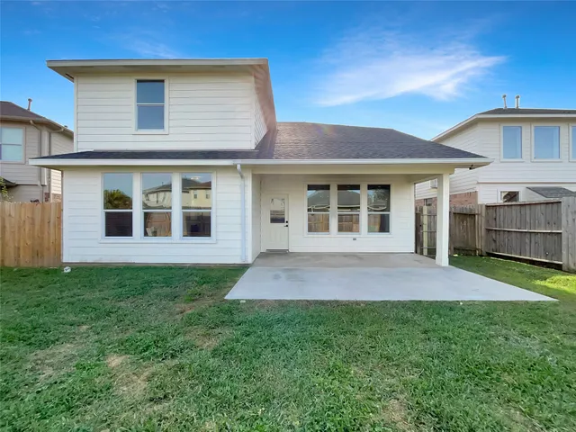 $305,000 | 7 Huntington Bend Drive, Manvel, TX 77578