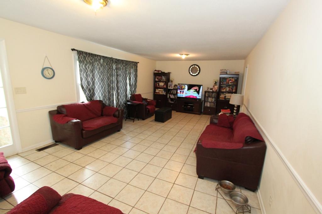 19407 Benhams Road Bristol, VA 24202 - Photo 4 of 22 4