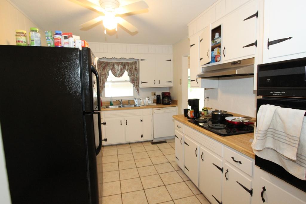 19407 Benhams Road Bristol, VA 24202 - Photo 5 of 22 5