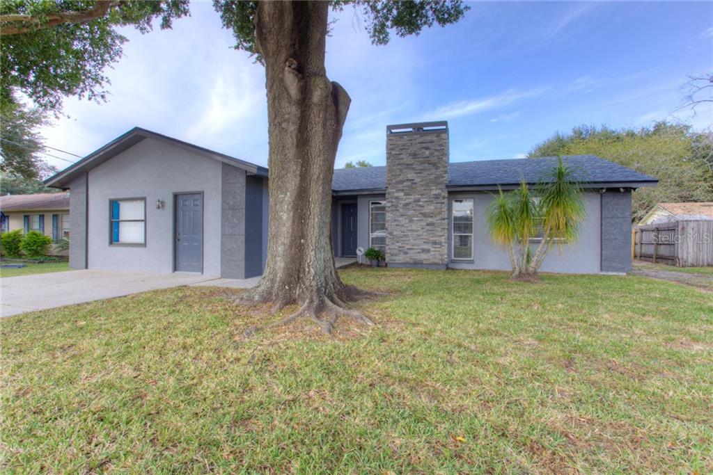 312 North Miller Road Valrico, FL 33594 - Photo 1 of 1 Exterior Front