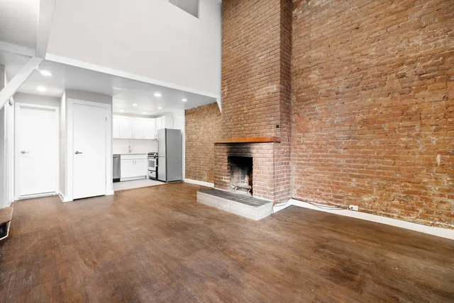 $6,500 | 313 West 29th Street, Unit C | Chelsea