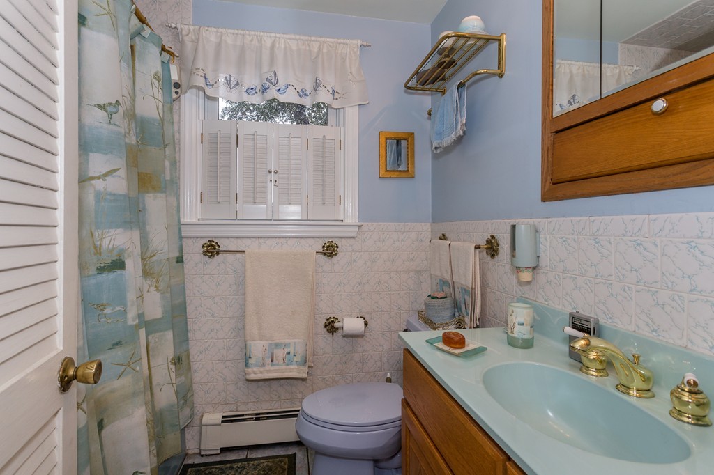 84 Celia Road Braintree, MA 02184 - Photo 8 of 15 Gallery Image 8