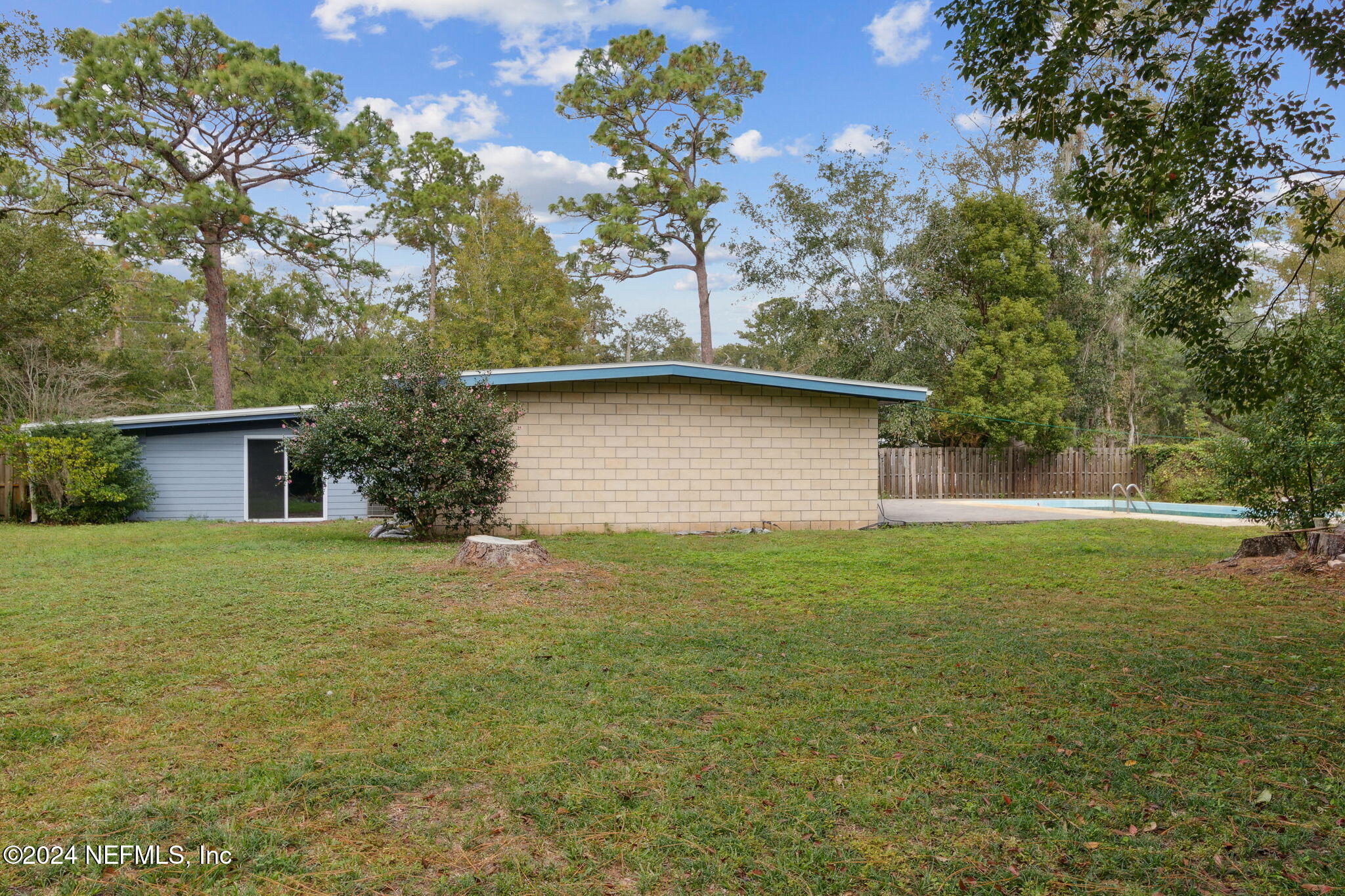 2770 Scott Circle Jacksonville, FL 32223 - Photo 33 of 33 a view of backyard of house with green space